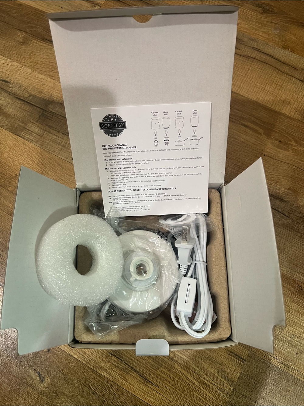 Scentsy White Electric Wax Warmer Base with Power Cord